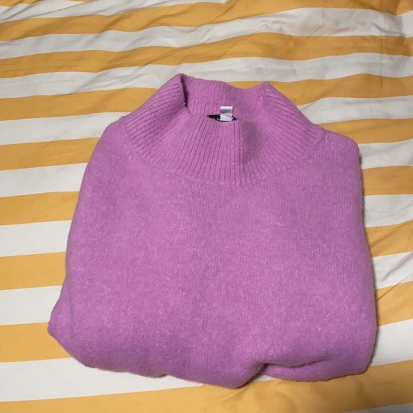 & Other Stories Drop Shoulder Swearer in Violet SOLD OUT ONLINE - Picture 5 of 6